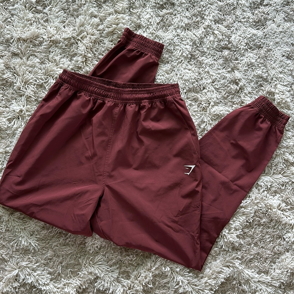 Gymshark Cherry Brown Training Woven Joggers